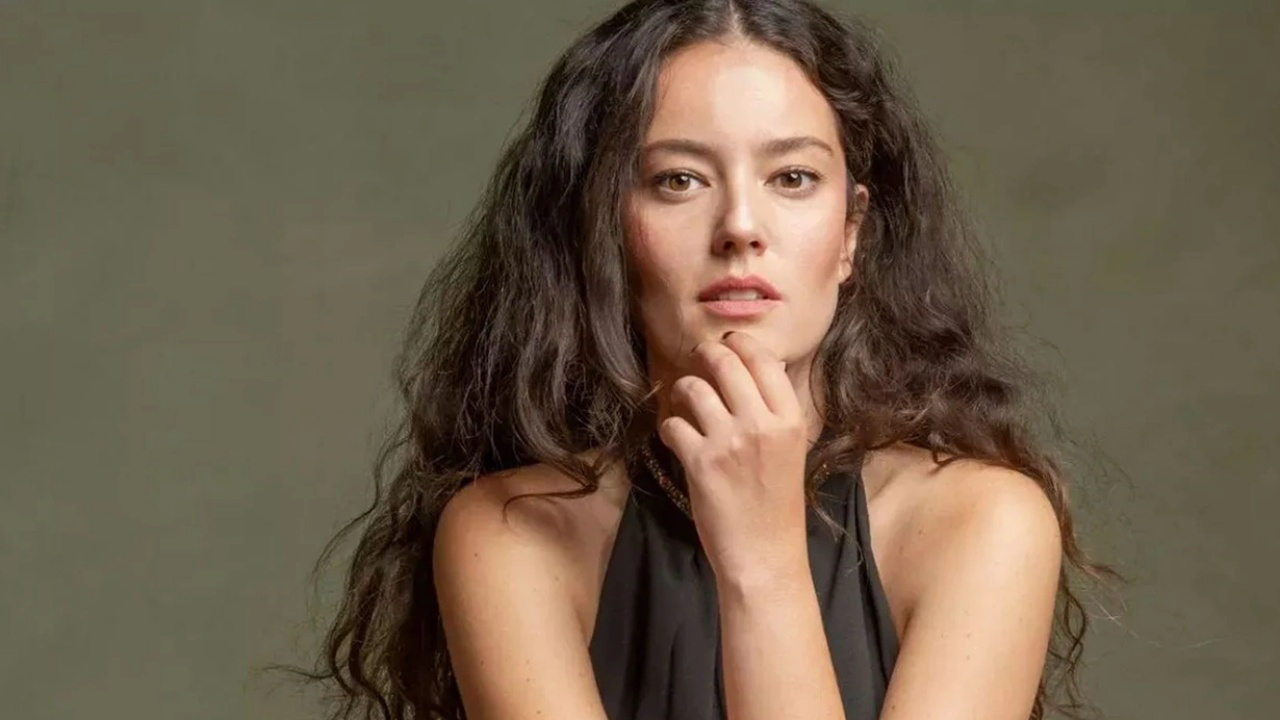 Pelin Akil ve eşi Anıl Altan çocuk kitabında yazanları görünce isyan etti!