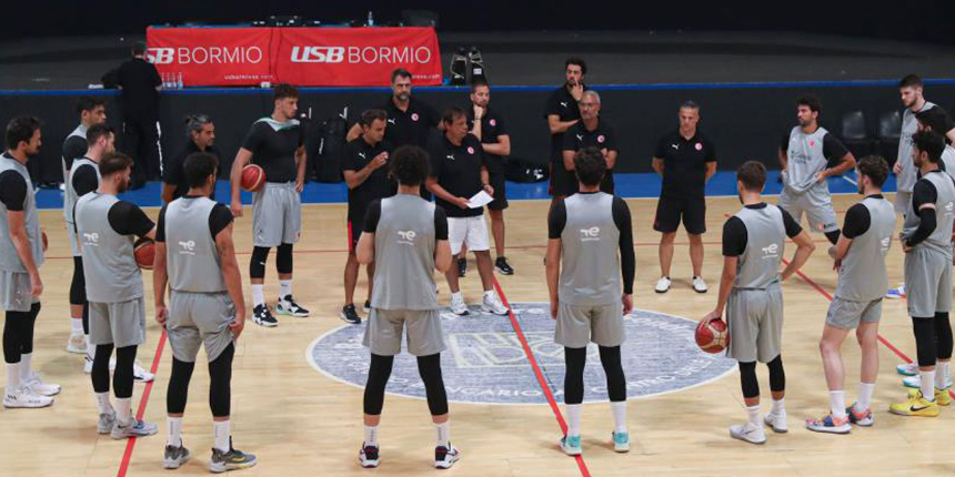 A Milli Erkek Basketbol Takımı, Ergin Ataman yönetiminde İtalya'da kampa girdi