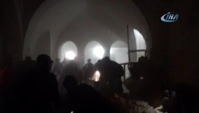Kilis'e atılan roket camiye isabet etti...