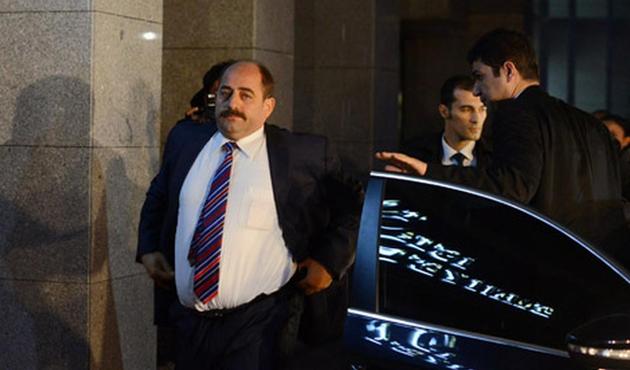 FETÖ'nün kumpasçı savcısı Zekeriya Öz için flaş "eskort kız" iddiası!