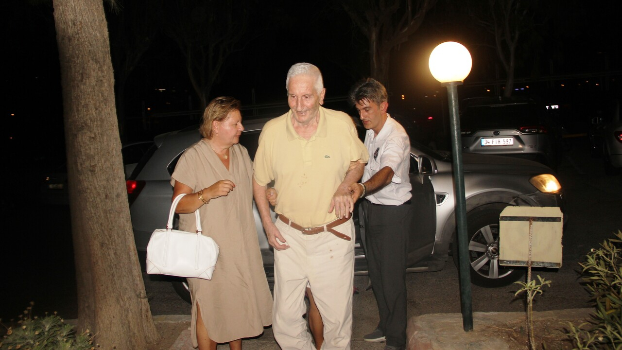 Tahliye edilen Çevik Bir, Bodrum’daki yazlığına geldi