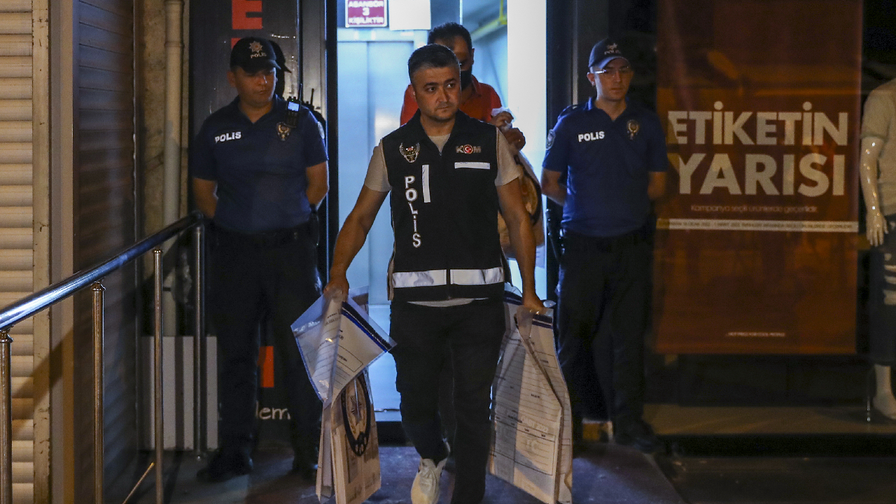 Başsavcılıktan KPSS açıklaması: Aramalar neticesinde bir kısım dijital materyaller ile soru kitapçıklarına el konulmuştur!