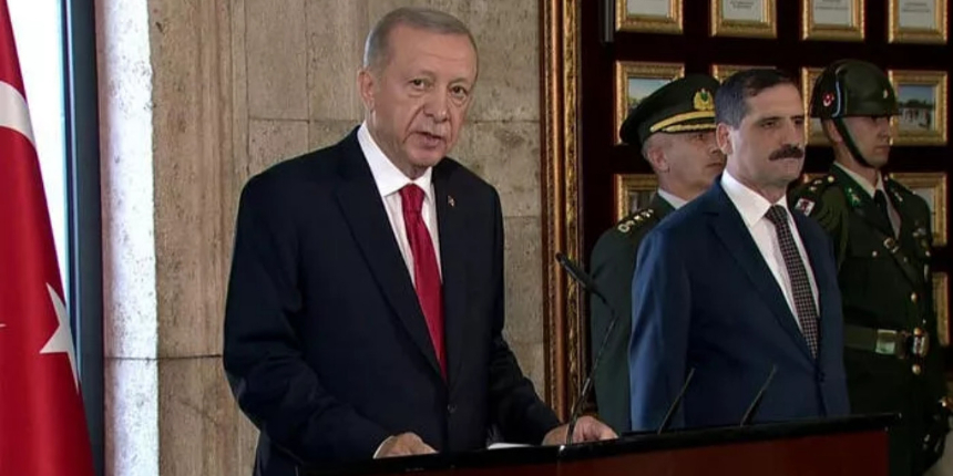 Cumhurbaşkanı Erdoğan başkanlığında YAŞ toplantısı başladı!