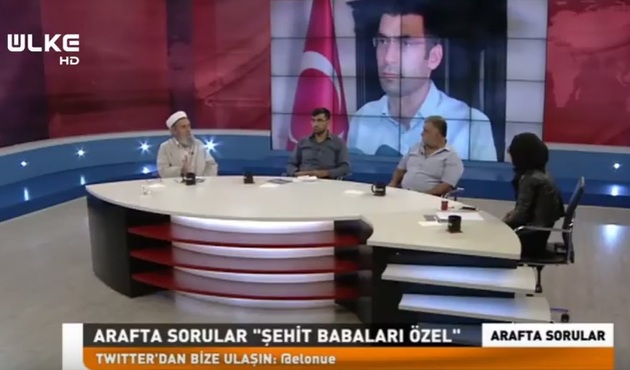 Babalar gününde onları unutmadı! Esra Elönü şehitlerimizin babalarını konuk etti