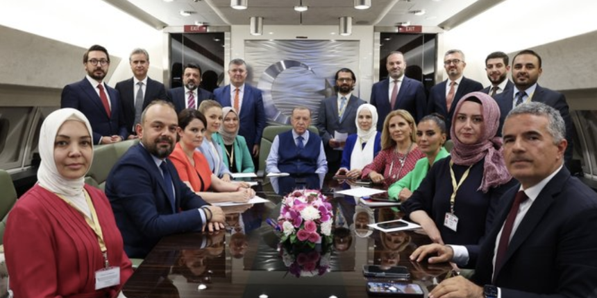 Cumhurbaşkanı Erdoğan, Soçi dönüşü Putin ile görüşmesinin ayrıntılarını anlattı: Suriye mesajı!