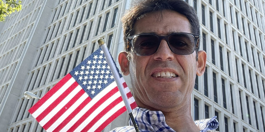 FETÖ'cü Albay, Amerikan vatandaşı oldu