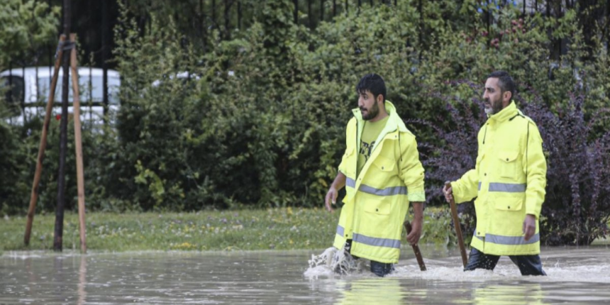Dışarı çıkarken dikkat: Meteoroloji'den 10 ile sarı kodlu uyarı