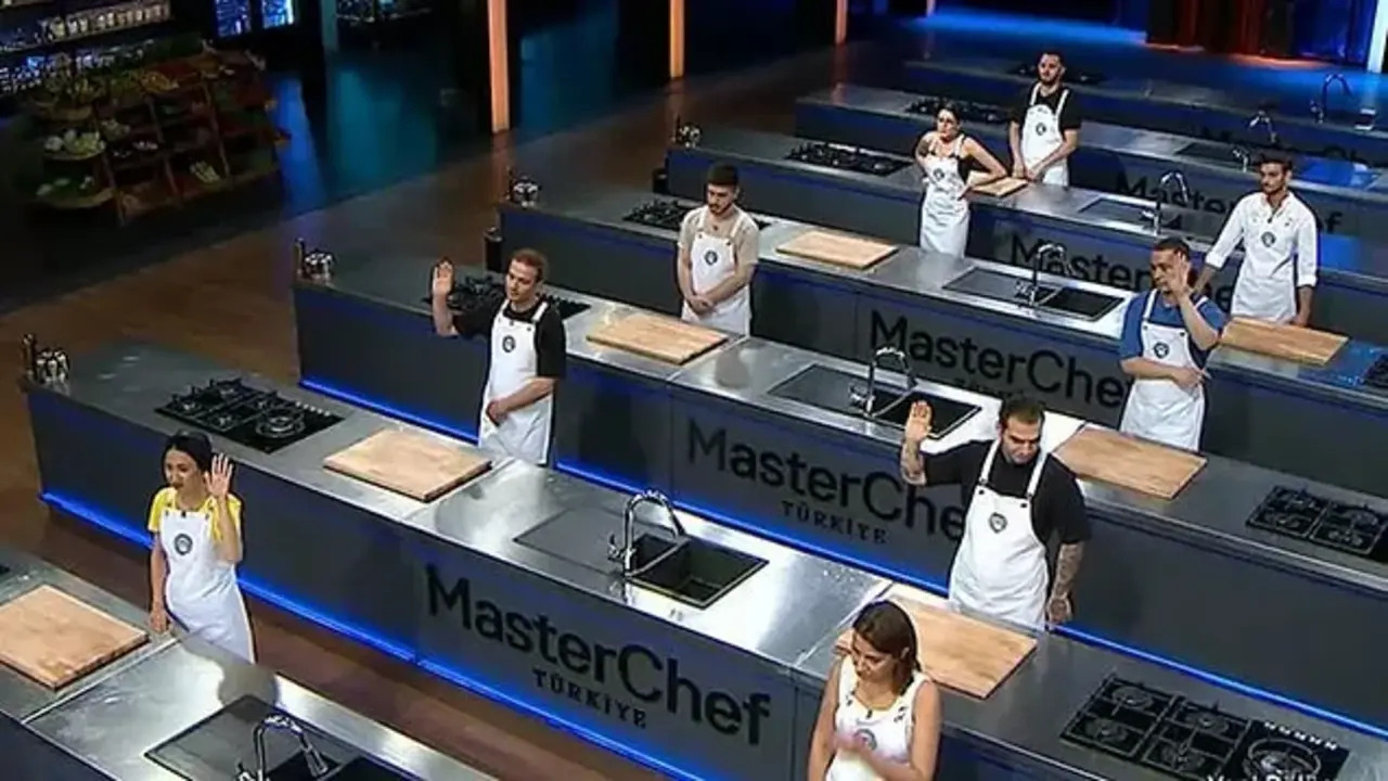 MasterChef Türkiye son hızla devam ediyor! Yarışmada ana kadroya giren 7. isim de belli oldu