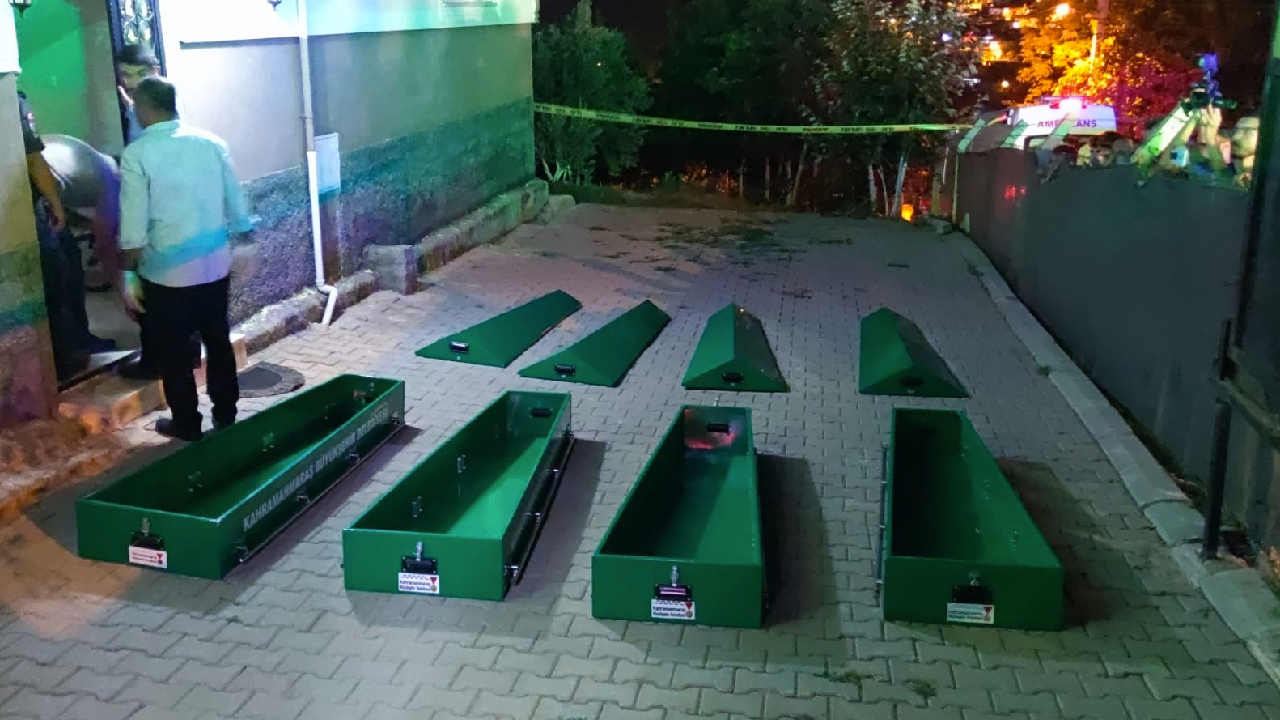 Ailesini yok etmişti! Katliam evindeki cenazeler morga kaldırıldı