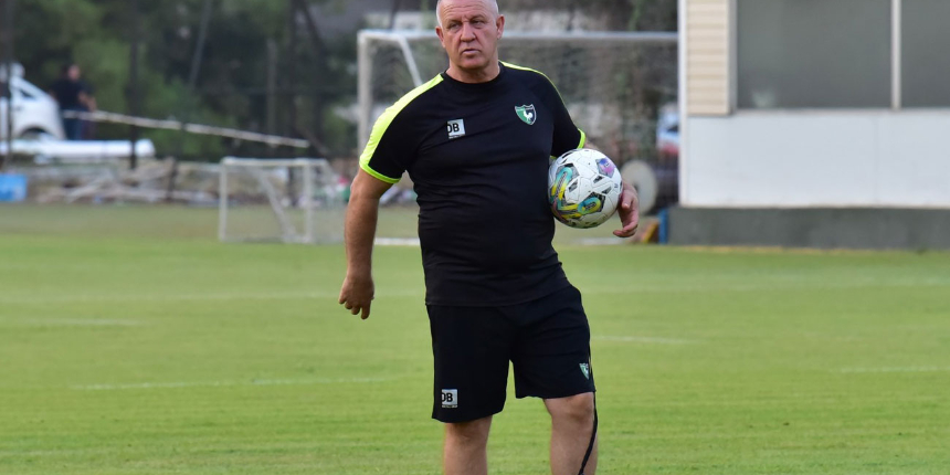 Eyüpspor ile deplasmanda maç oynayacak Altaş Denizlispor'da Mesut Bakkal inançlı
