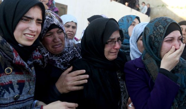 İsrail askerleri Filistinli bir genci kontrol noktasında öldürdü