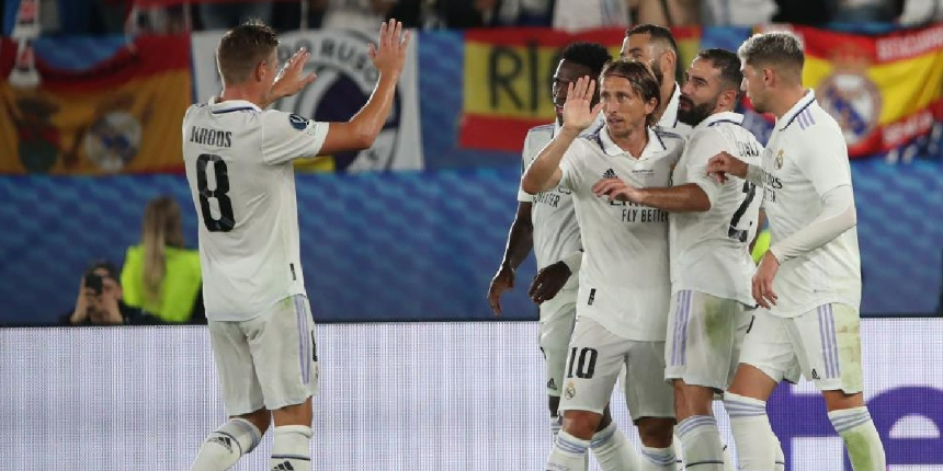 UEFA Süper Kupa'nın sahibi Real Madrid!