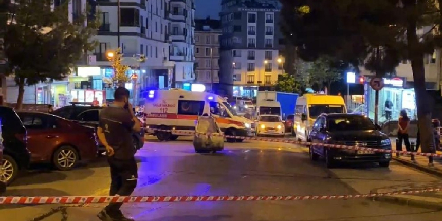 Ümraniye’de freni boşalan kamyon 4 araca daldı!