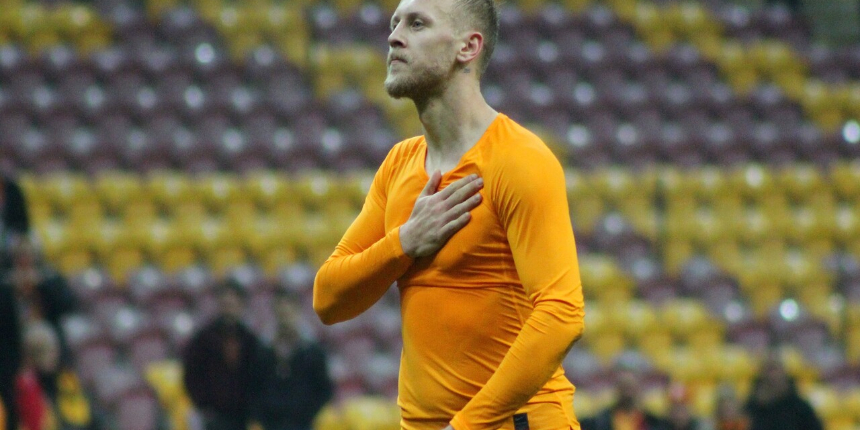 Semih Kaya'dan sürpriz karar! Sosyal medya hesabından yayımladı