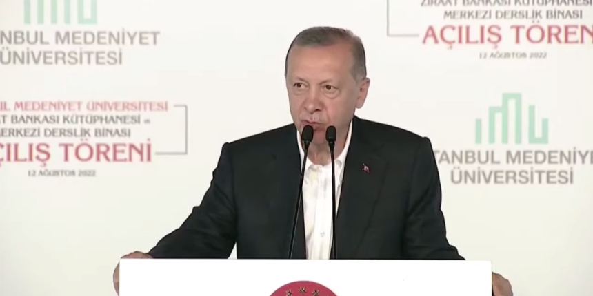 Cumhurbaşkanı Erdoğan müjdeyi verdi: Kitap sayımızı 70 milyona çıkardık! Hedefimiz 100 milyon...