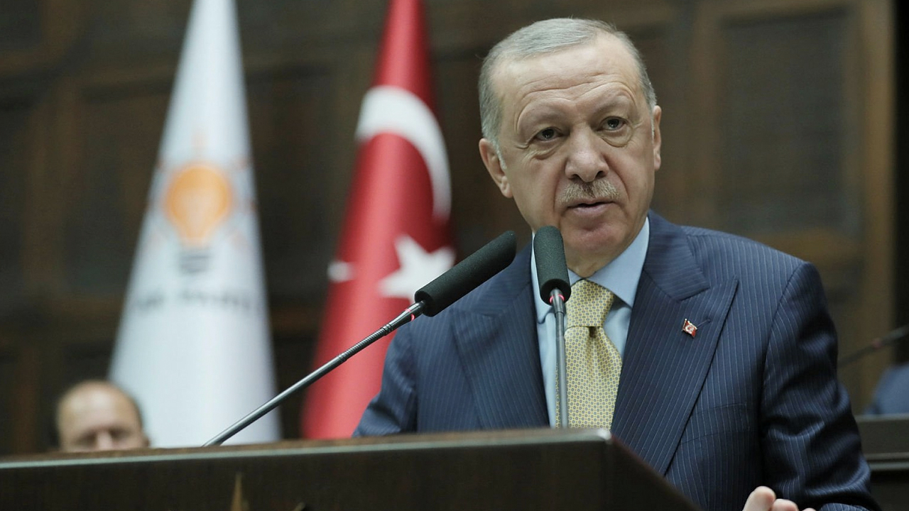 AK Parti'nin kuruluş yıl dönümü kutlamaları için slogan belli oldu: Bir olduk, 21 olduk