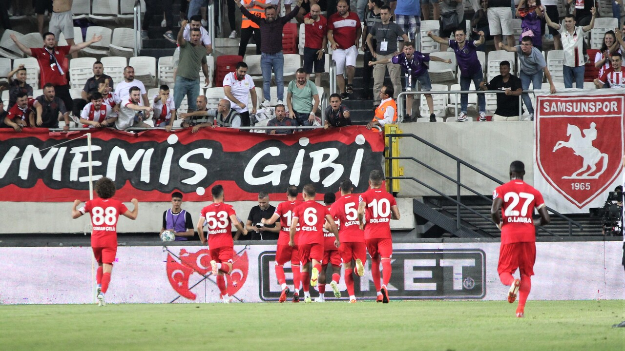 Samsunspor 3 puanla başladı! 1. Lig'in ilk haftasında Altay'ı deplasmanda 2-0 mağlup etti