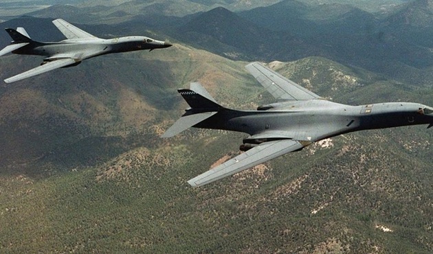 ABD bombardıman uçakları Kore Yarımadası semalarında!