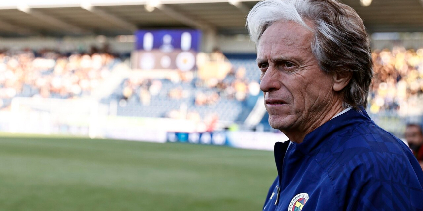 Fenerbahçe'nin hocası Jesus maç sonu konuştu: 7 farklı oyuncu da istediklerimizi karşıladı