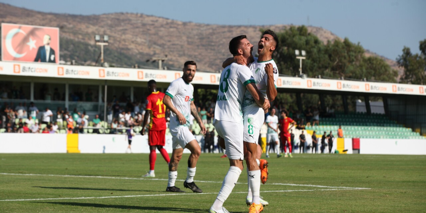 Bodrumspor sezona galibiyetle başladı! Evinde Yeni Malatyaspor’u 3 golle geçti