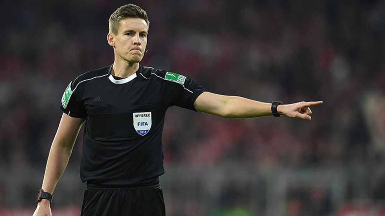 UEFA Avrupa Ligi'ndeki Austria Wien-Fenerbahçe maçını Daniel Siebert yönetecek