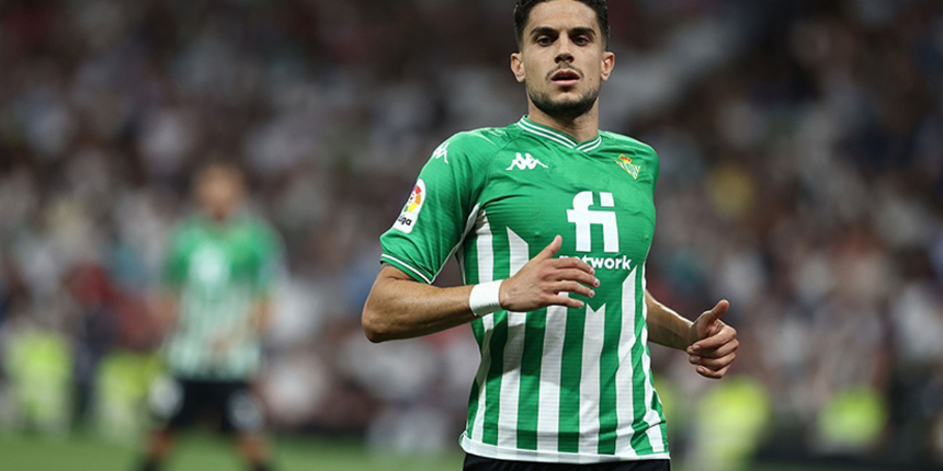 Trabzonspor'un gündemindeki Marc Bartra, İspanyol basınında ana konu oldu