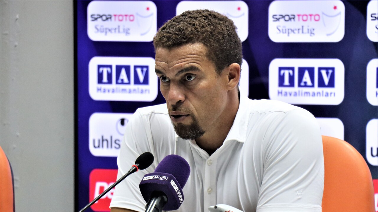 Valerien Ismael konuştu: Kırmızı kart, penaltı, kendi kalemize gol, intihar ettik diyebilirim