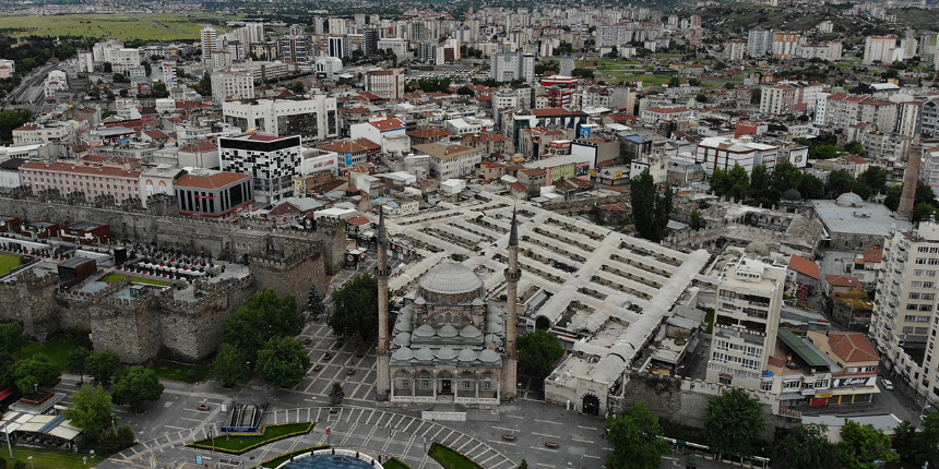 Dolandırıcıların yeni hedefi boş duran evler: Çilingirle açıp kiralıyorlar