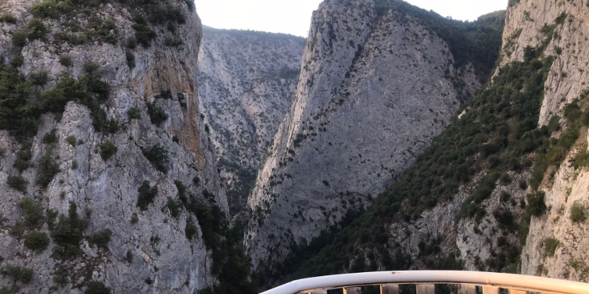 Valla Kanyonu'nda mahsur kalan 10 kişiden iyi haber!