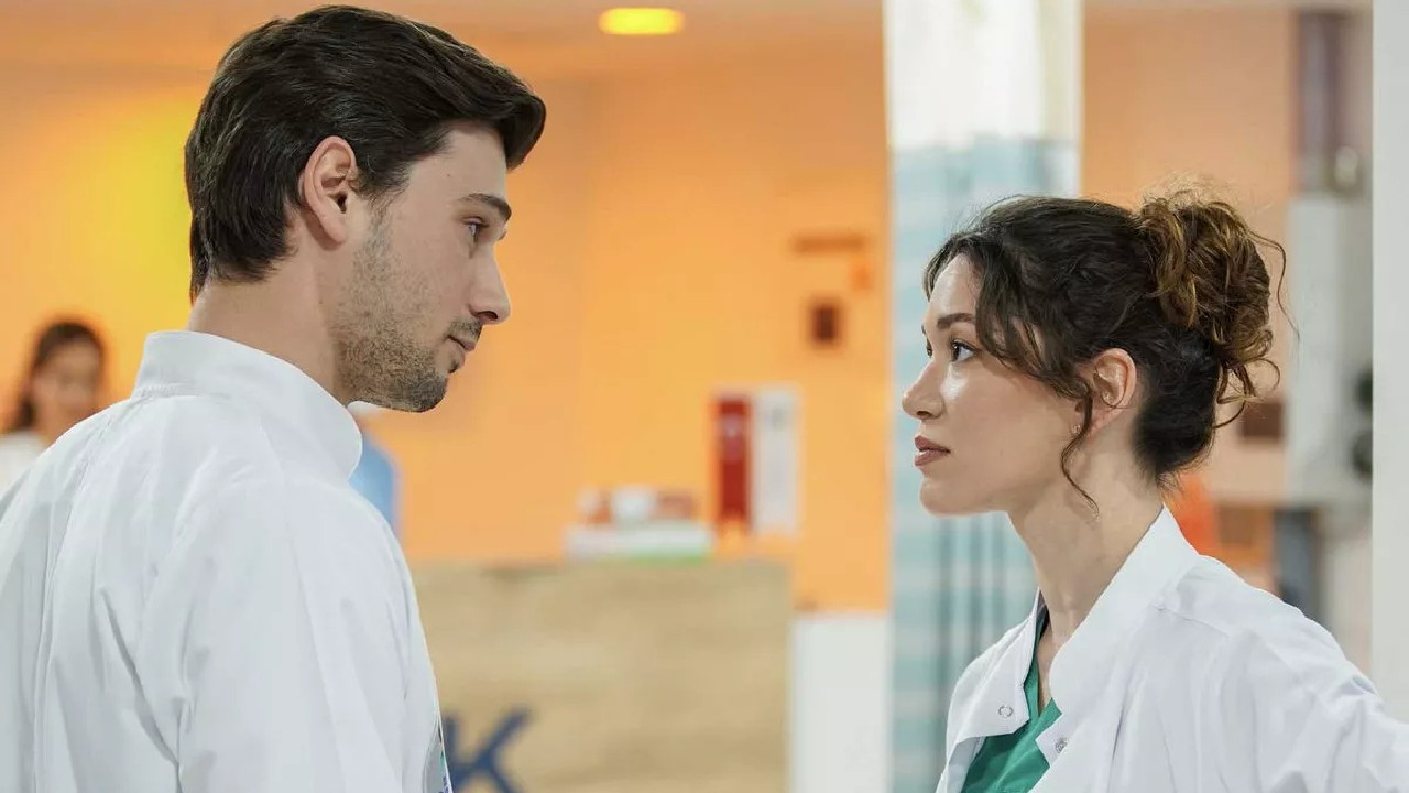 Kasaba Doktoru'nda bir yenilik ve iki ayrılık!