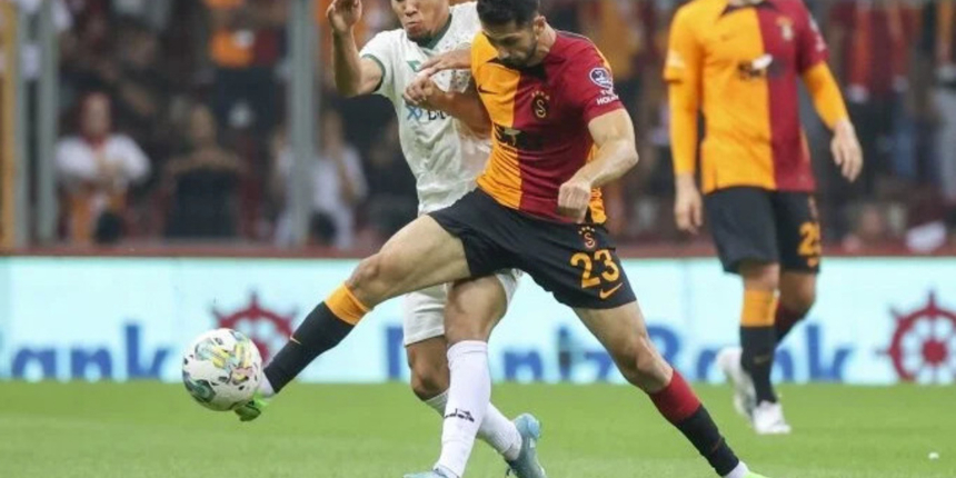 Galatasaray - Giresunspor maçında tartışılan an! Taraftar, bu pozisyonu konuşuyor