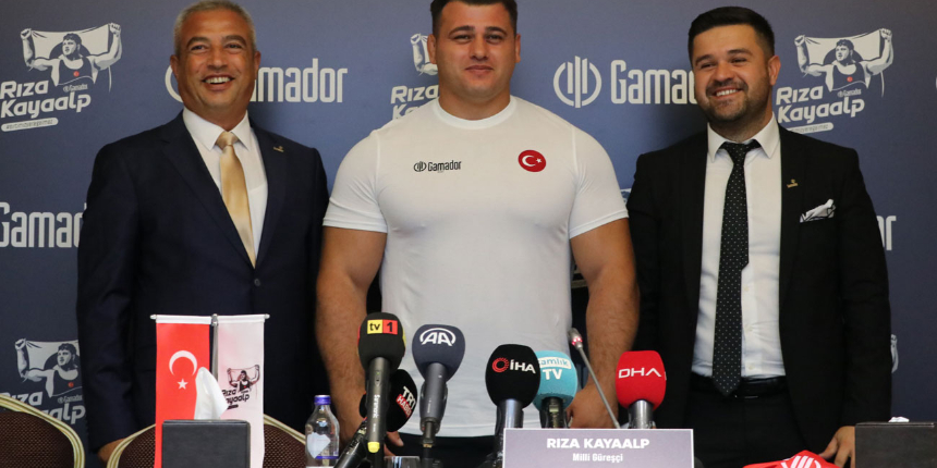 Milli güreşçi Kayaalp: Kırılamaz denen rekoru elde etmek benim için gurur verici olacak