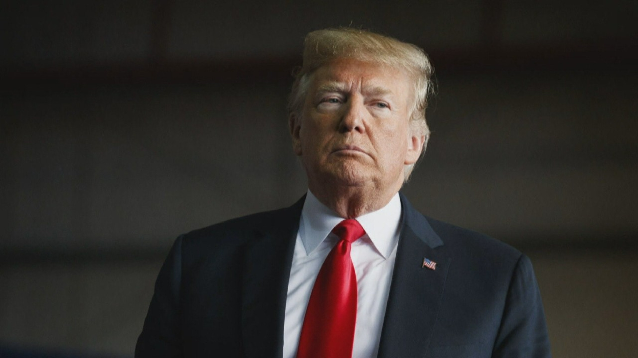 Trump'tan ilginç iddia: FBI, baskın sırasında 3 pasaportumu çaldı