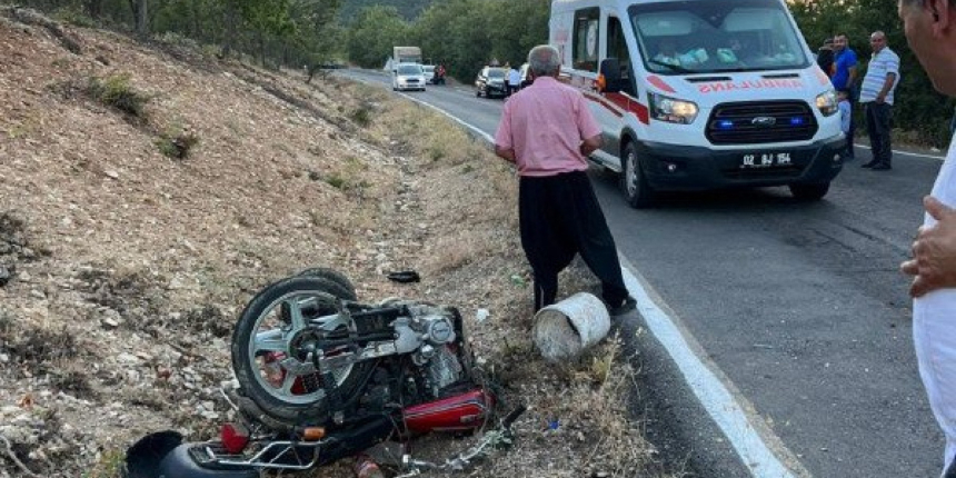 Adıyaman'da kahreden olay! Gelin aracının çarptığı motosiklet sürücüsü hayatını kaybetti