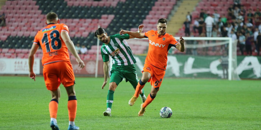Eskişehir'de puanlar paylaşıldı! Başakşehir - Konyaspor maçı 0-0 eşitlikle sonuçlandı