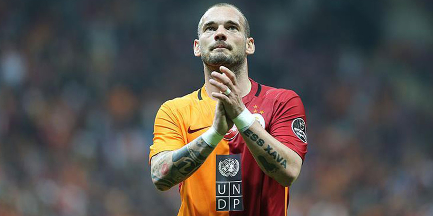 Taraftarı heyecanlandıracak gelişme! Sneijder'den Galatasaray'a dönüş sinyali