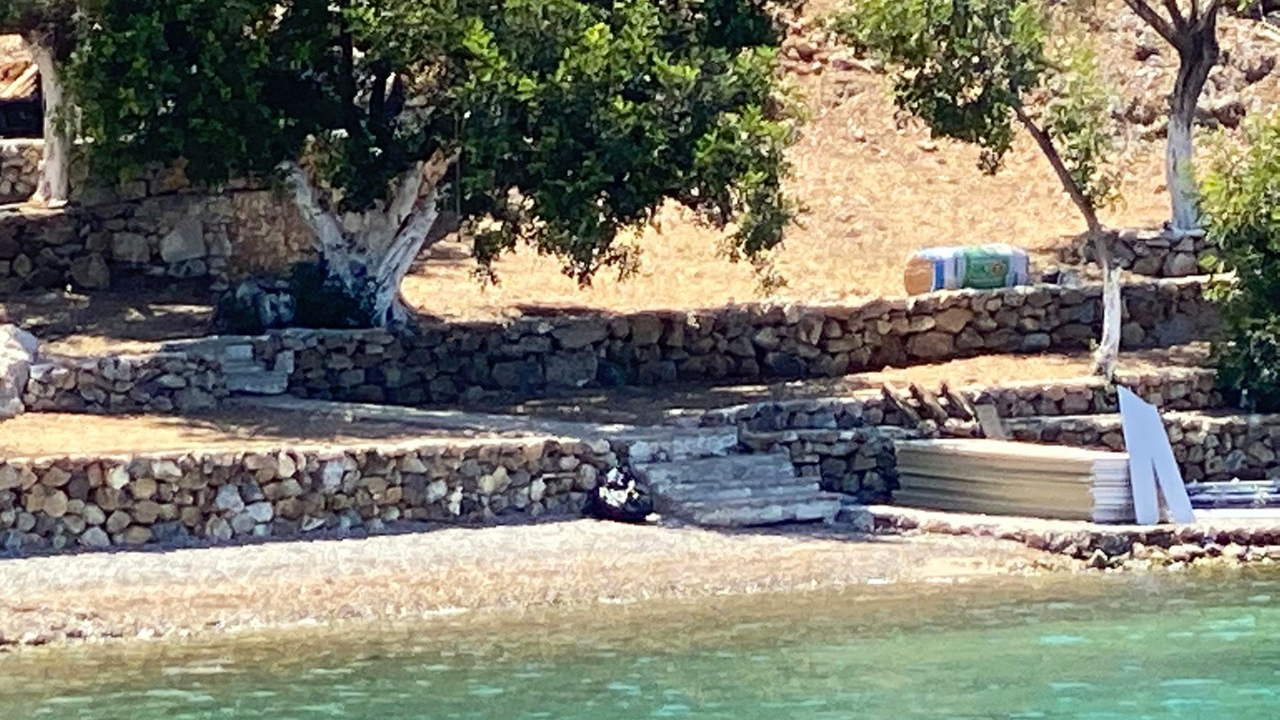 SuperHaber uyardı, Göcek koylarındaki kaçak yapılar yıkıldı