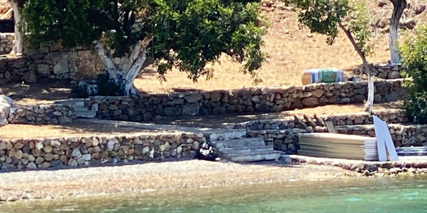 SuperHaber uyardı, Göcek koylarındaki kaçak yapılar yıkıldı