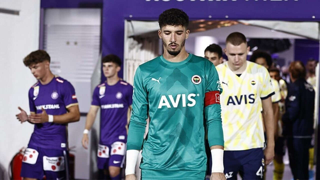 Altay Bayındır, sahaya atılan davul tokmağı için konuştu: Gözüme gelse belki göremeyeceğim