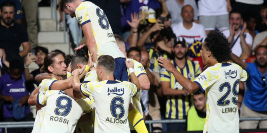 Fenerbahçe turun kapısını aralıyor! Austria Wien'i deplasmanda 2-0 mağlup ediyor
