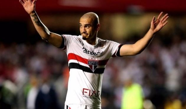 Galatasaray'ın yeni transferine şok: Maicon kadroda yok!