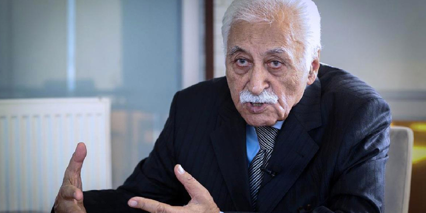 Sosyal medya, yaşayan en önemli şairlerimizden Yavuz Bülent Bakiler'i öldürdü