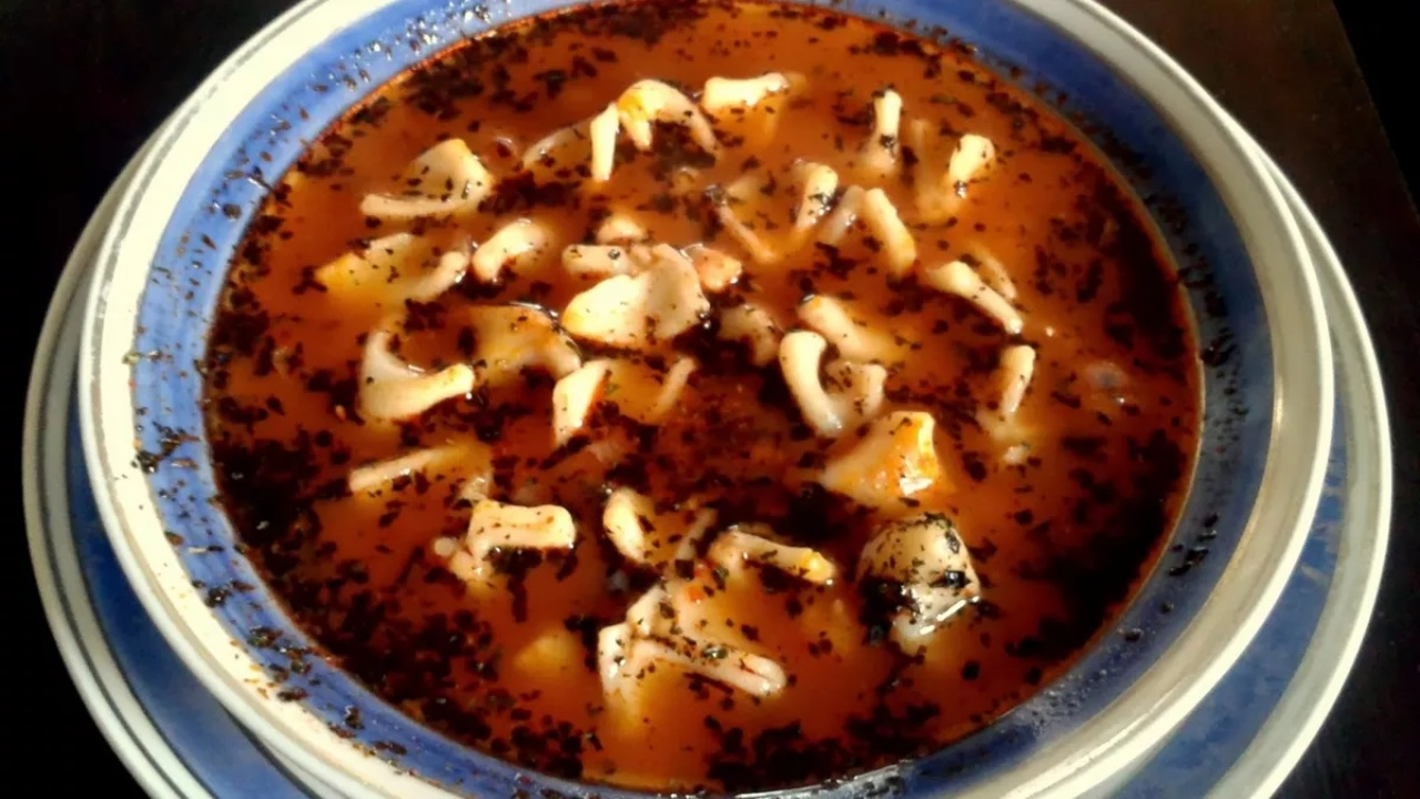 Akşamlarınızı Yüksük Çorbasıyla Tatlandırın! Yüksük Çorbası Tarifi
