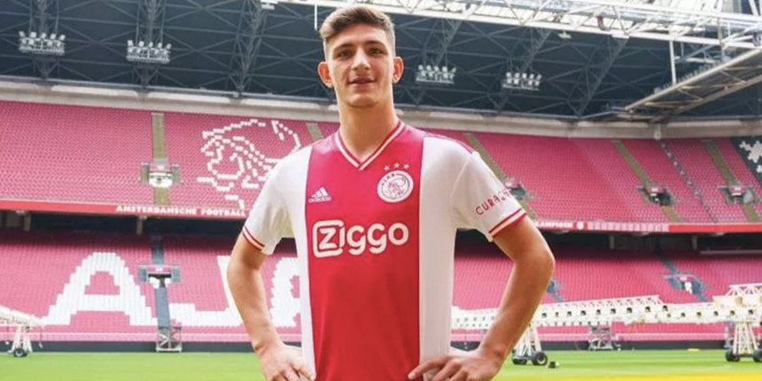 Trabzonspor KAP'a bildirdi: Ahmetcan Kaplan resmen Ajax'ta