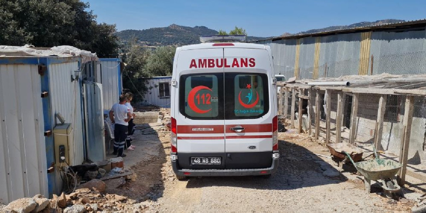 Kalbine bıçak saplanmış halde ölü bulundu!