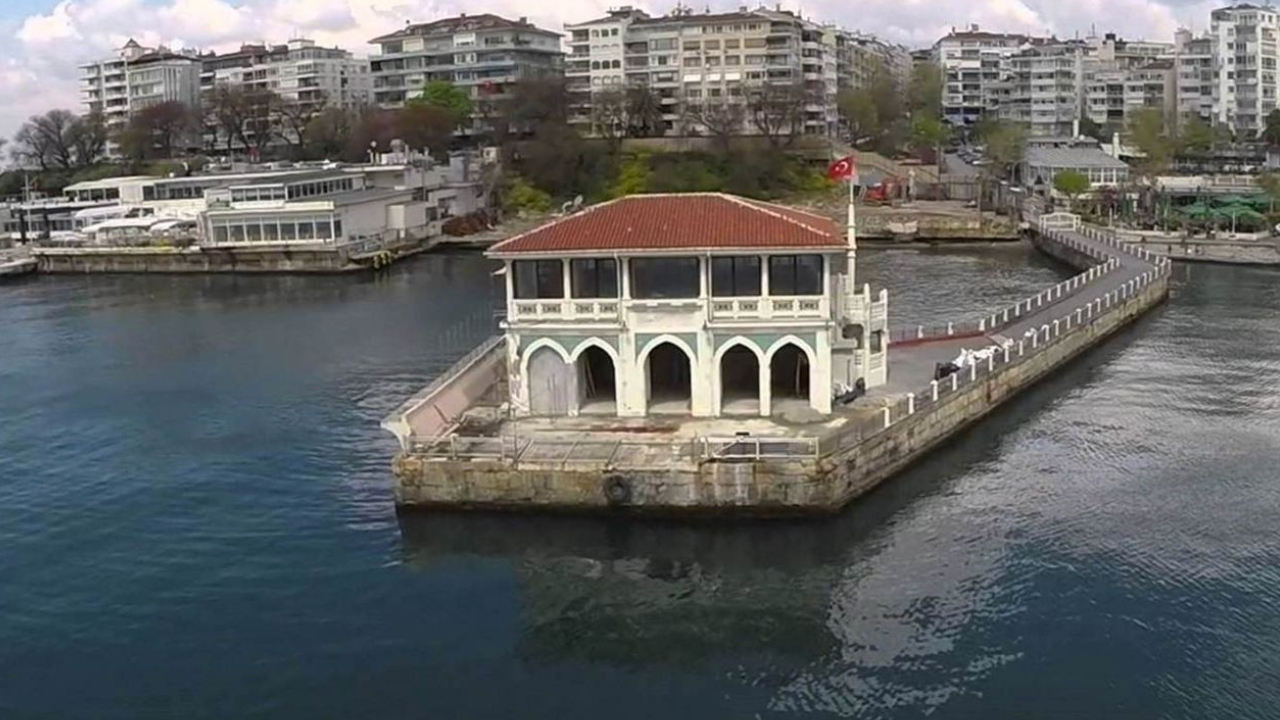 Tarihi Moda İskelesi'nde yeni dönem! Deniz manzaralı kütüphaneye dönüştü
