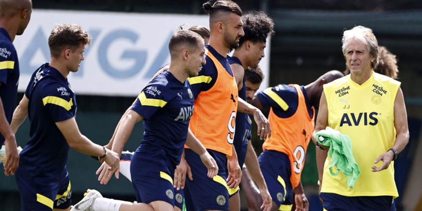 Fenerbahçe Teknik Direktörü Jorge Jesus, Adana Demirspor maçında rotasyona gidiyor