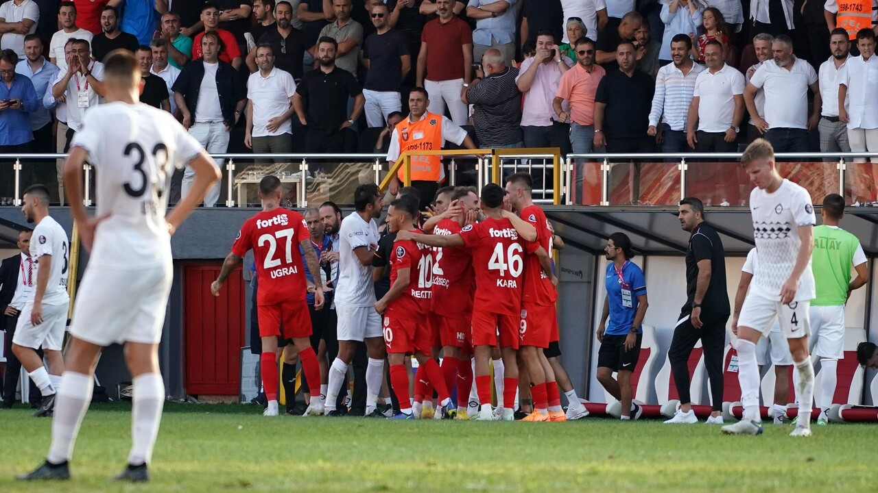 Pendikspor uzatmalarda güldü! Altay'ı 90+8'de attığı golle 1-0 mağlup etti