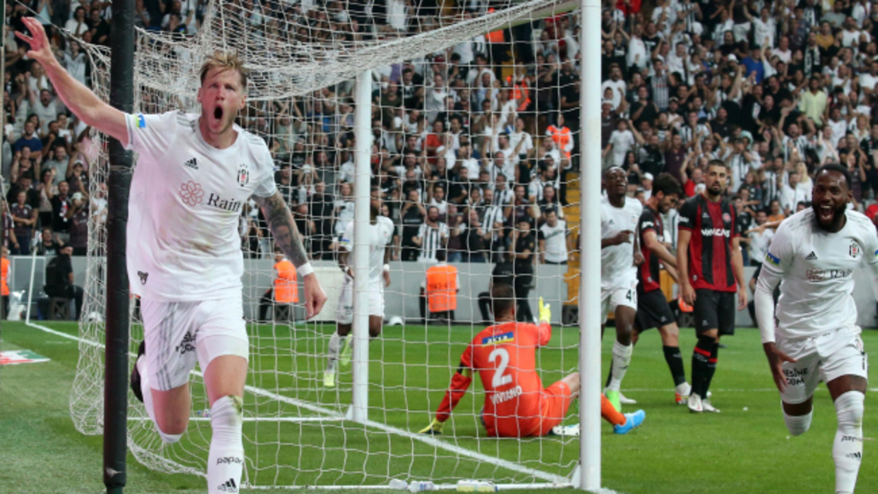 Beşiktaş'tan dört dörtlük maç! Kartal evinde Fatih Karagümrük'ü 4-1 mağlup etti