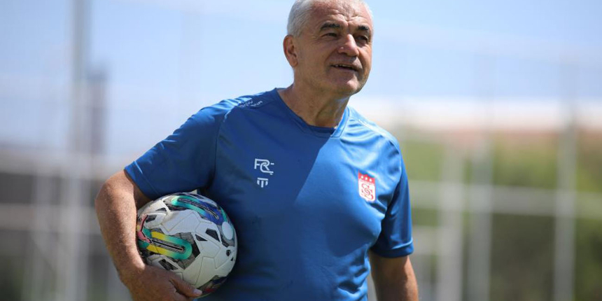 Teknik Direktör Rıza Çalımbay, Süper Lig tarihinde 600. maçına çıkacak